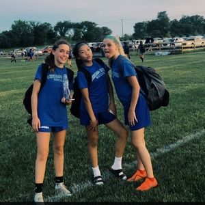 Meet your Posher, Ella